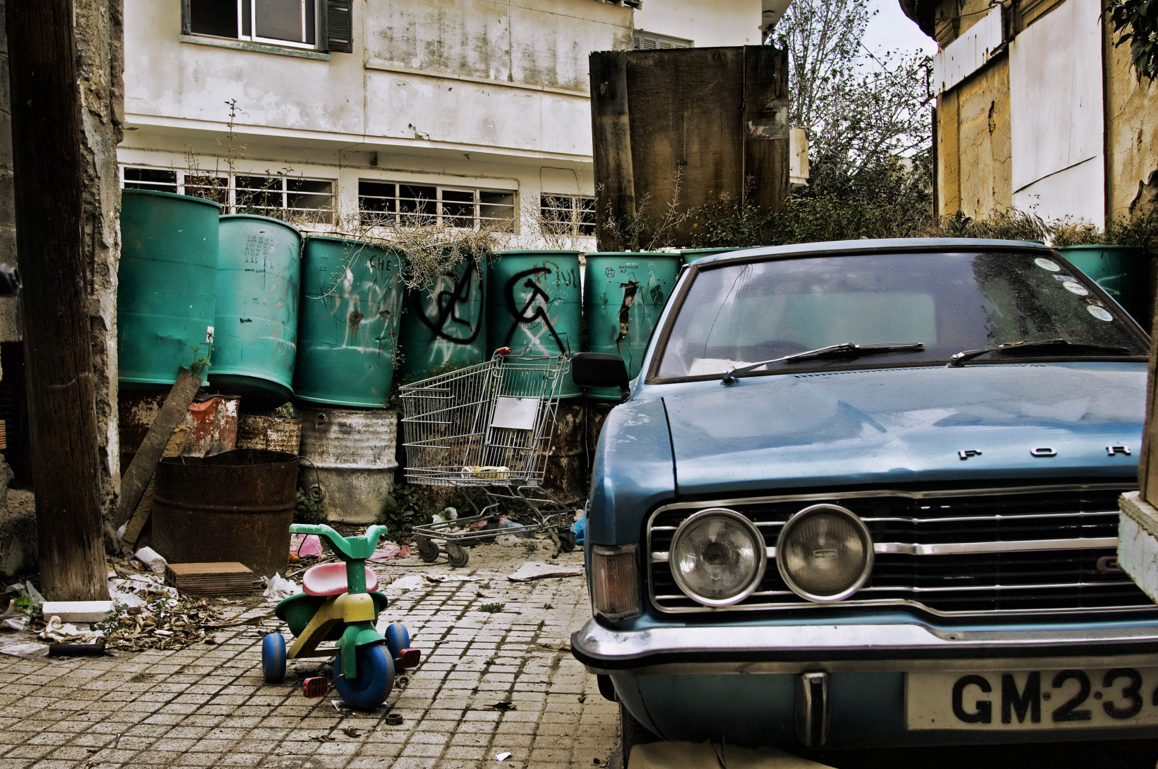 Barricade-Nicosia-South-1660x1102.jpg